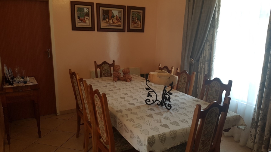 To Let 3 Bedroom Property for Rent in Morelig Free State
